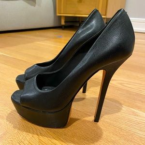 Textured Platform Alice & Olivia heels